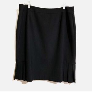 Tahari Arthur S. Levine ASL Henry Pencil Black Skirt. Size 14
